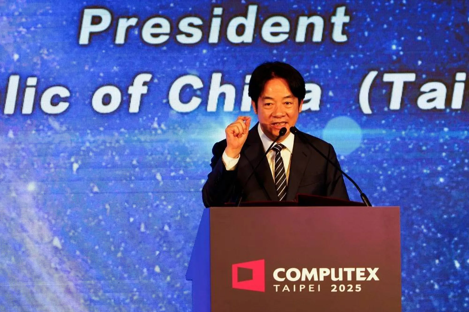 Taiwan President Offers Peace with China but Says Island Must Strengthen Defenses 