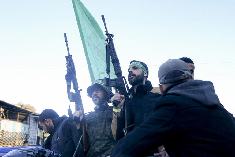Hamas delays release of more Israeli hostages
