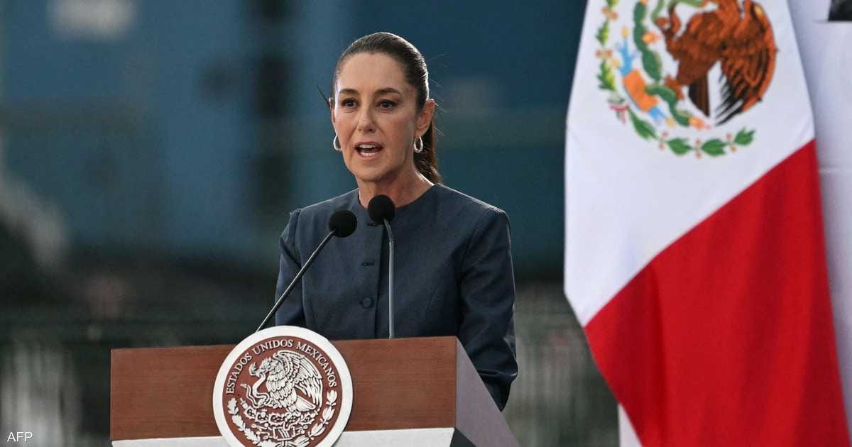 Mexican president slams U.S. "criminalization" of migrants