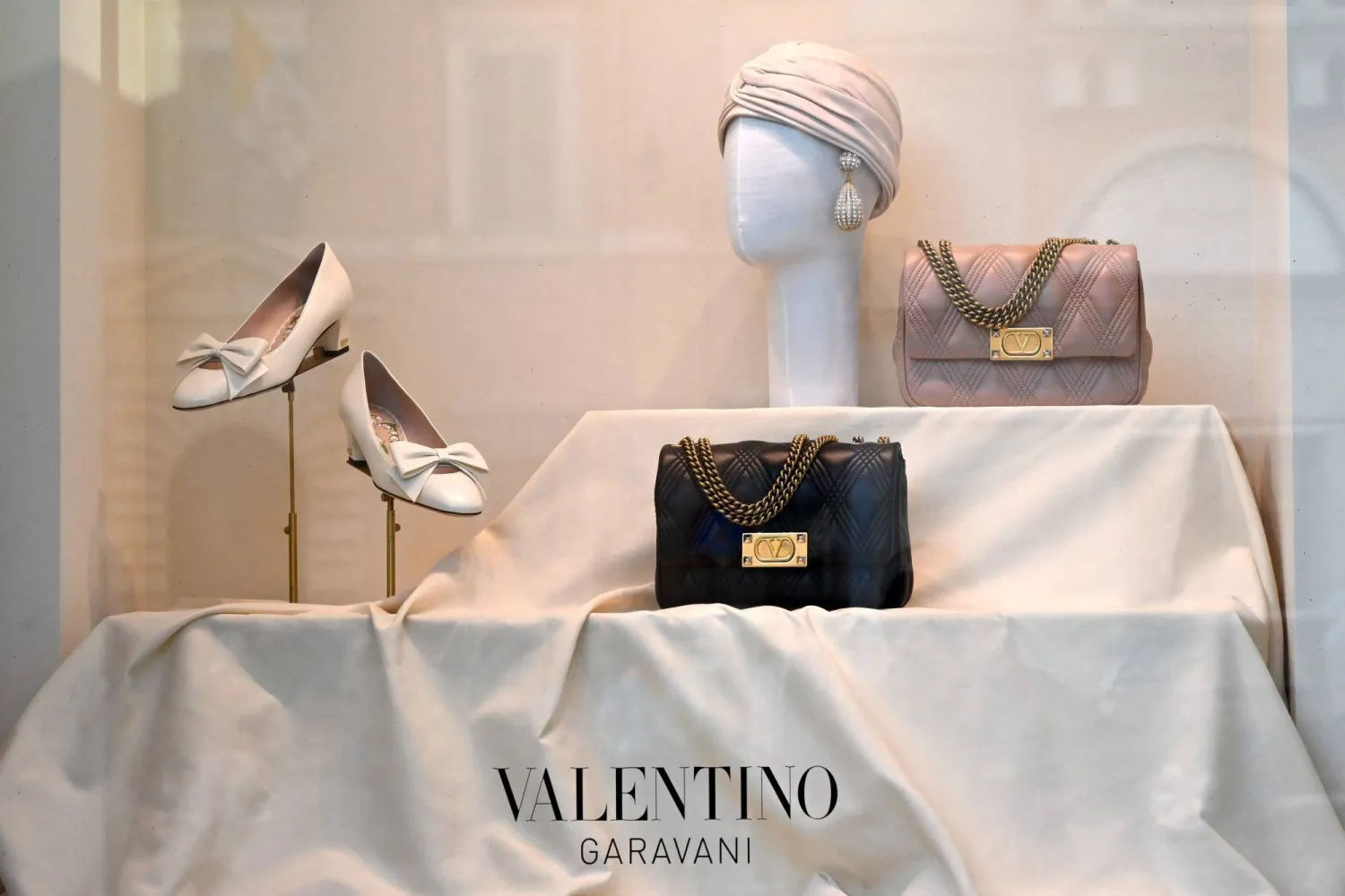 Italian Fashion House Valentino Suffers 22% Profit Drop in 2024