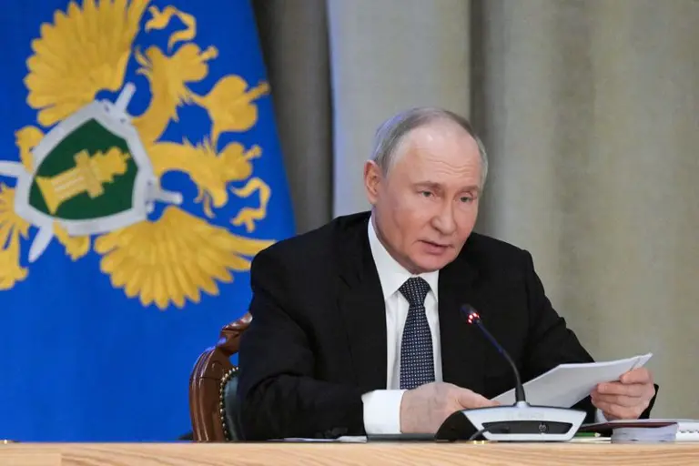 Putin suggests temporary administration for Ukraine to end war
