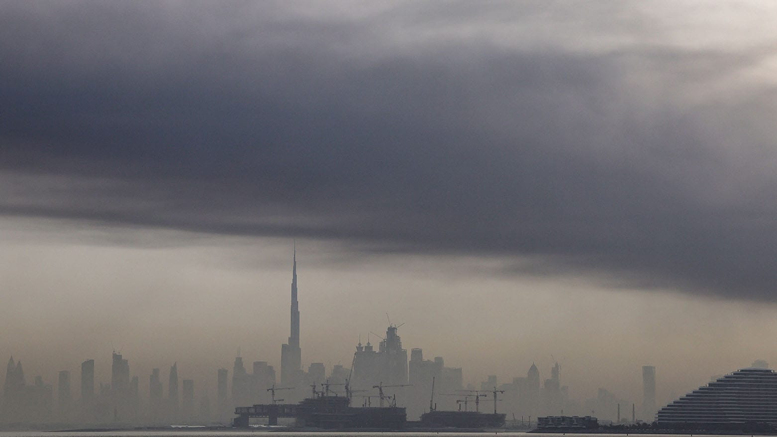 Debris hits Oracle building in Dubai Internet City, no injuries reported