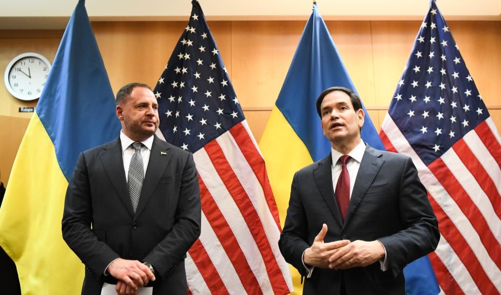 U.S., Ukraine reportedly narrow 28-point peace plan to 19 points
