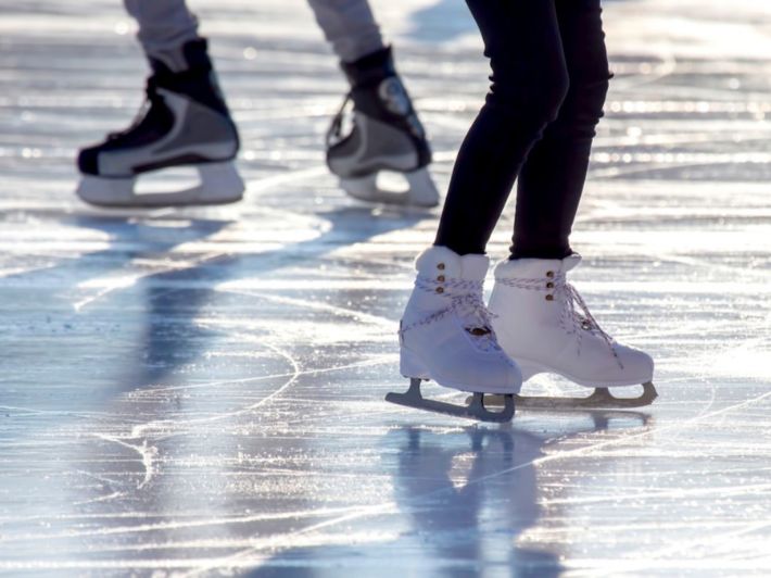 Stolz shatters track records to win two golds at ISU World Cup in Hamar