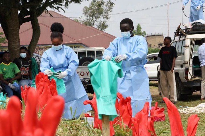 Ebola deaths in DR Congo top 500 amid continued community transmission