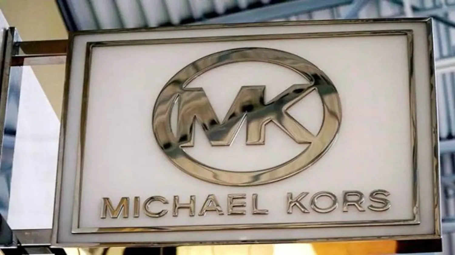Michael Kors-Owner Capri Posts Quarterly Revenue Above Estimates