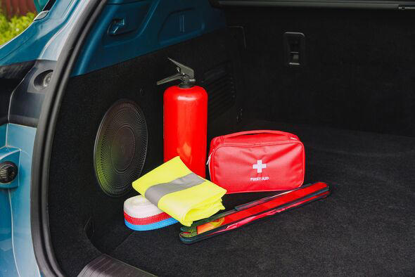 Families urged to put 8 items in car to prepare for war in UK