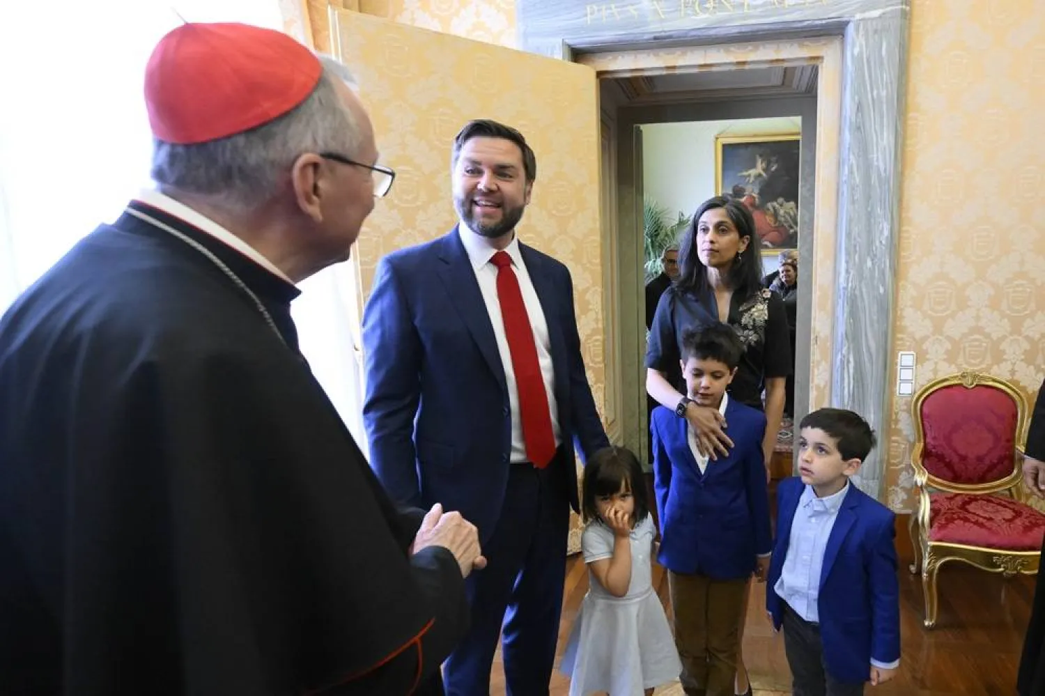 Pope Francis, Trump Critic, Meets US VP Vance on Easter Morning