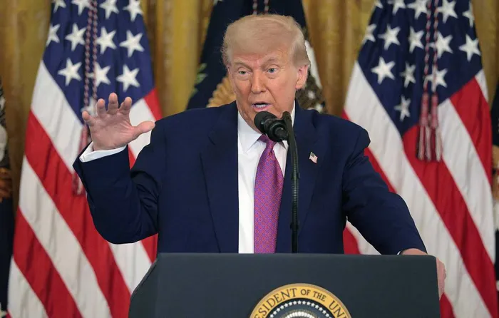 Trump says to slap 10 pct tariffs on smaller countries