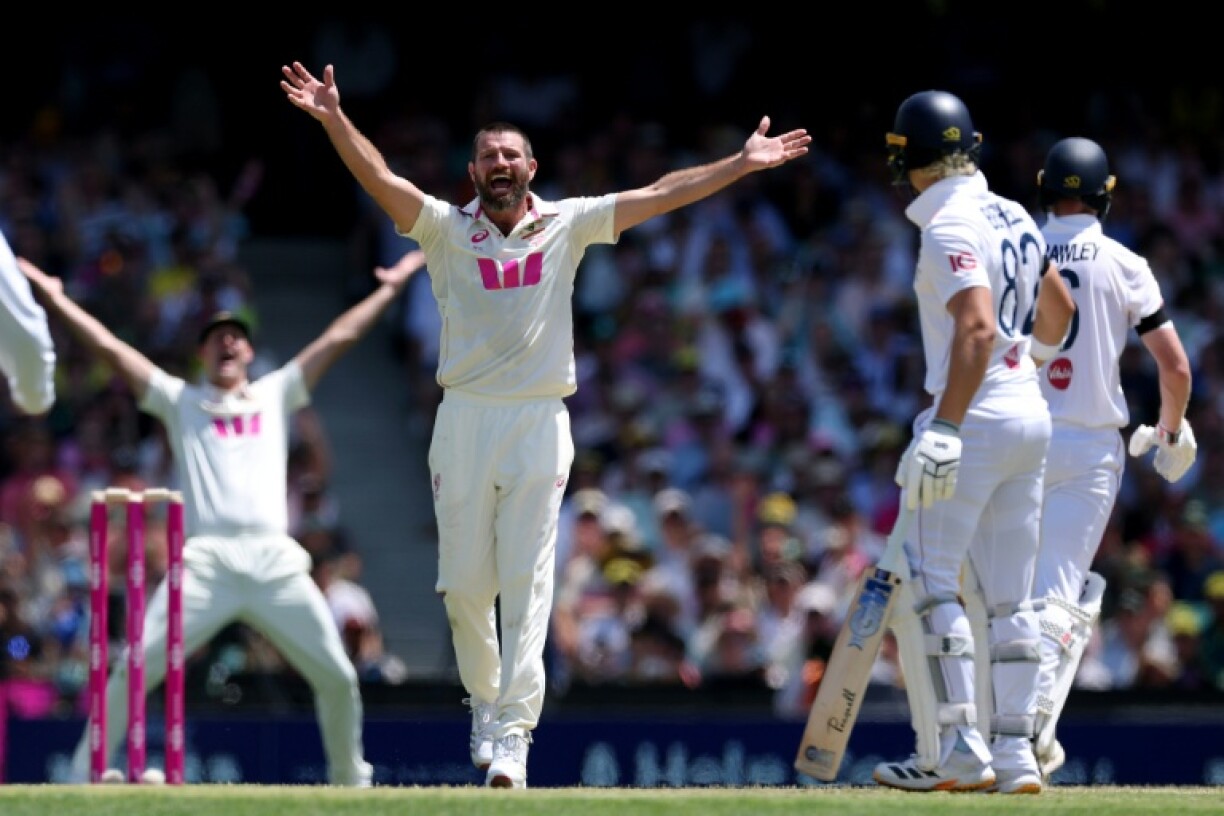 Root, Brook stand passes 150 as England 211-3 in 5th Ashes Test