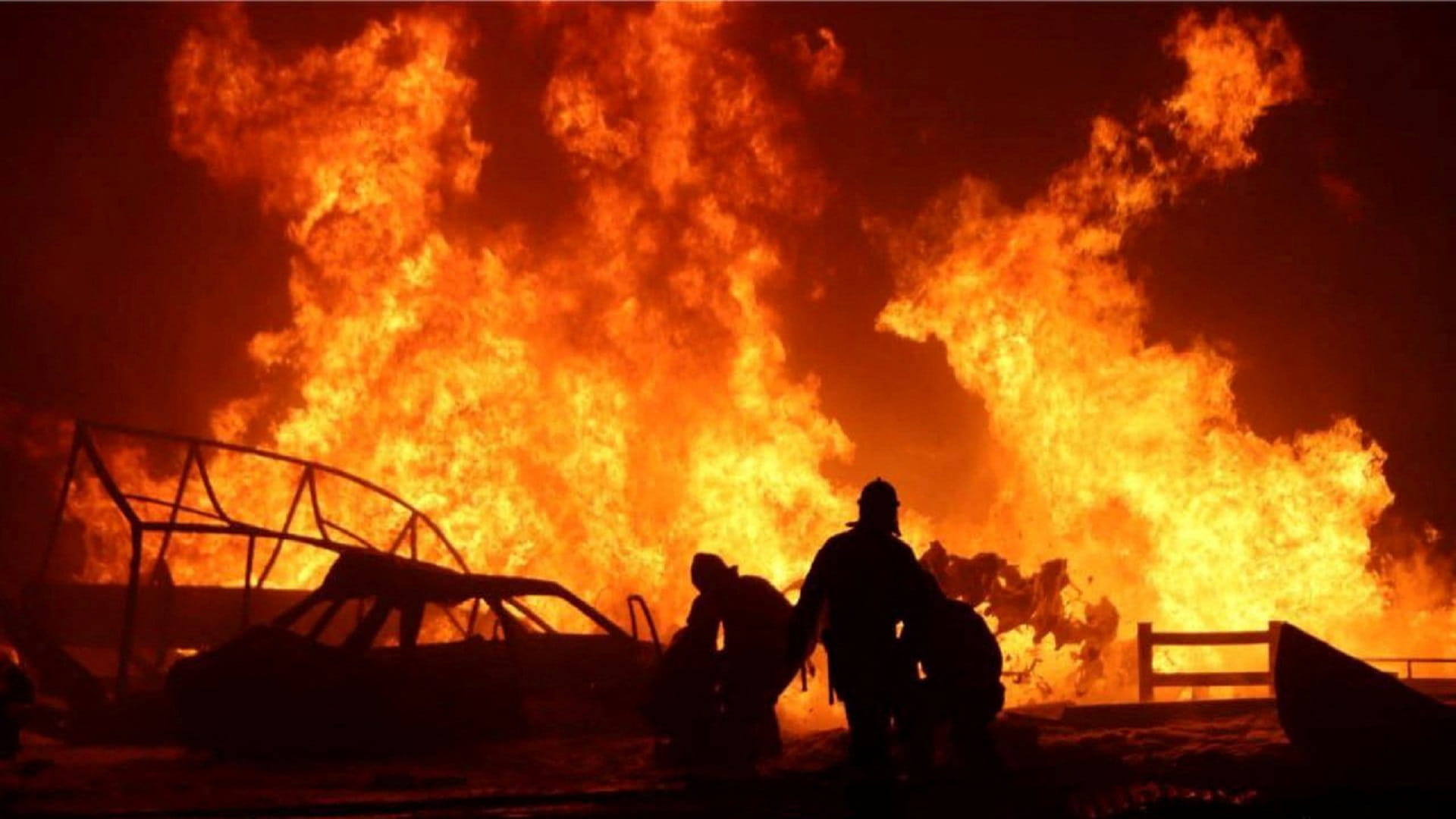 3 dead, 3 injured in Philippine capital fire