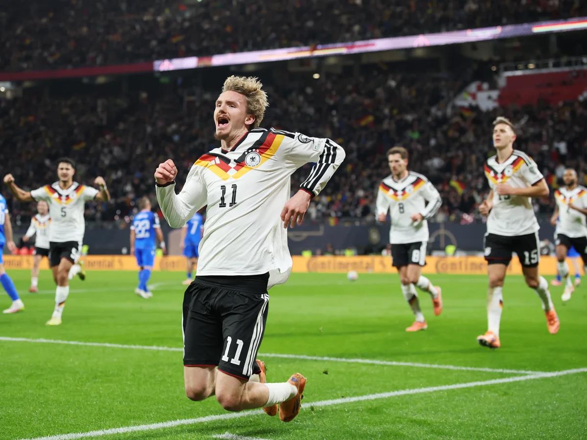 Germany crush Slovakia to seal World Cup berth