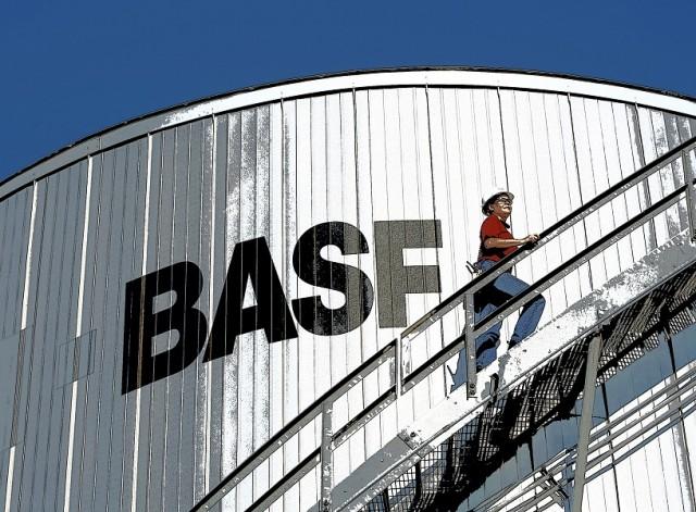 BASF eyes long-term growth in China despite profit drops