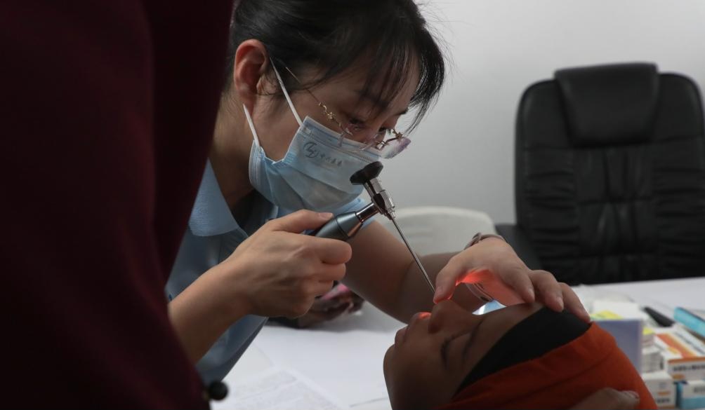 Feature: Chinese medical teams bring healing, hope to over 1,000 patients in Tanzania's Dar es Salaam