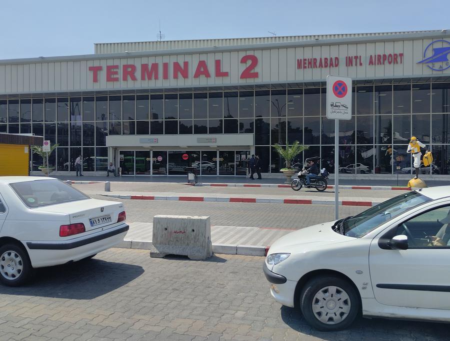 U.S. State Department urges Americans to leave Iran after airspace reopening