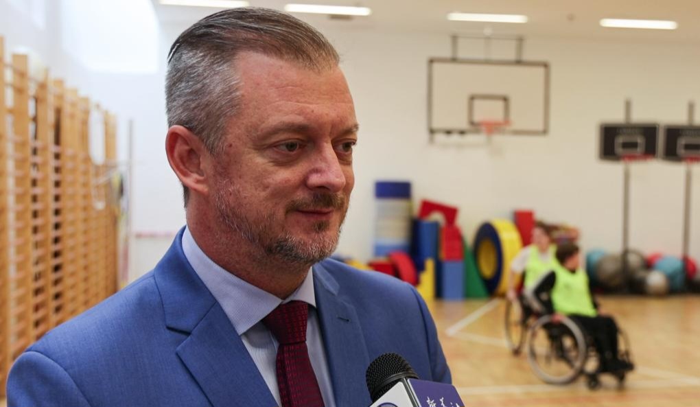 IPC President hails "incredible" China model in Paralympic sports, social inclusion