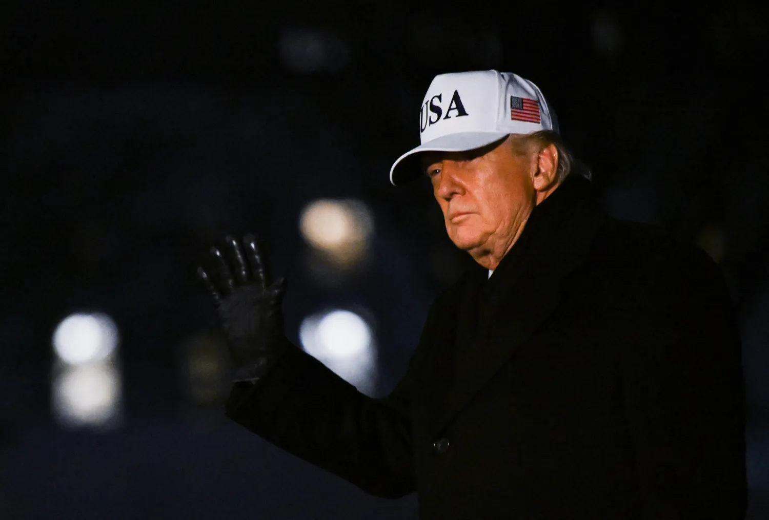 Trump Says ‘Time Running Out’ as Iran Threatens Tough Response