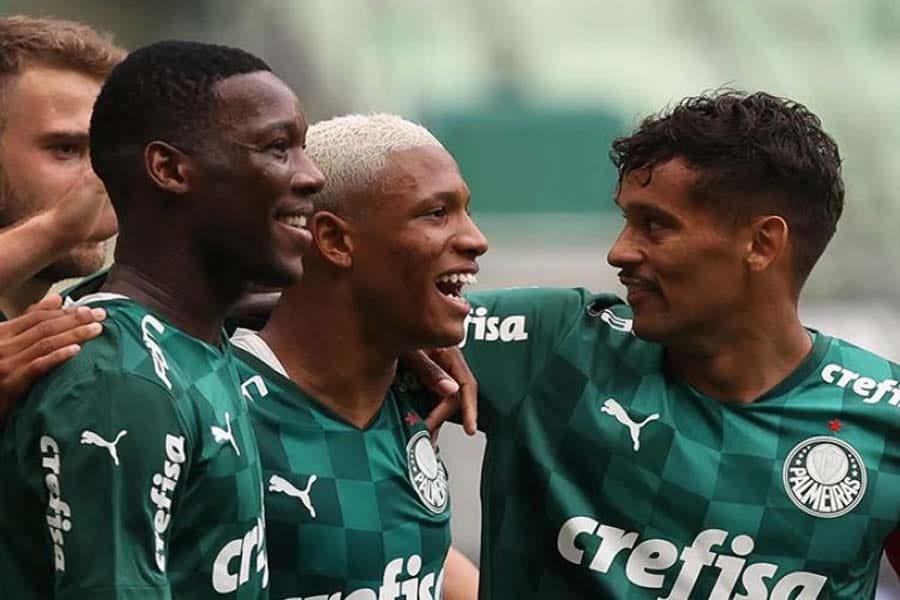 Palmeiras eyeing Botafogo captain Freitas