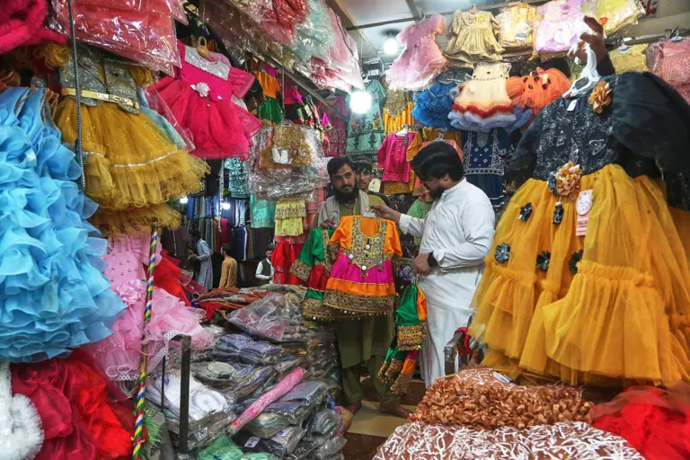 What is Eid al-Fitr and how do Muslims celebrate the Islamic holiday?