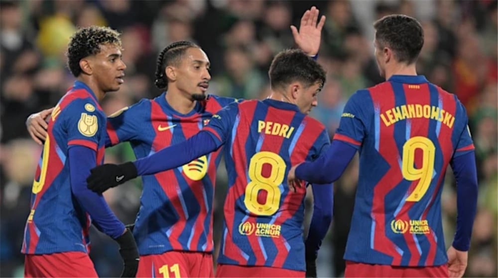 Barcelona wins in Prague to set up thrilling last group games in Champions League