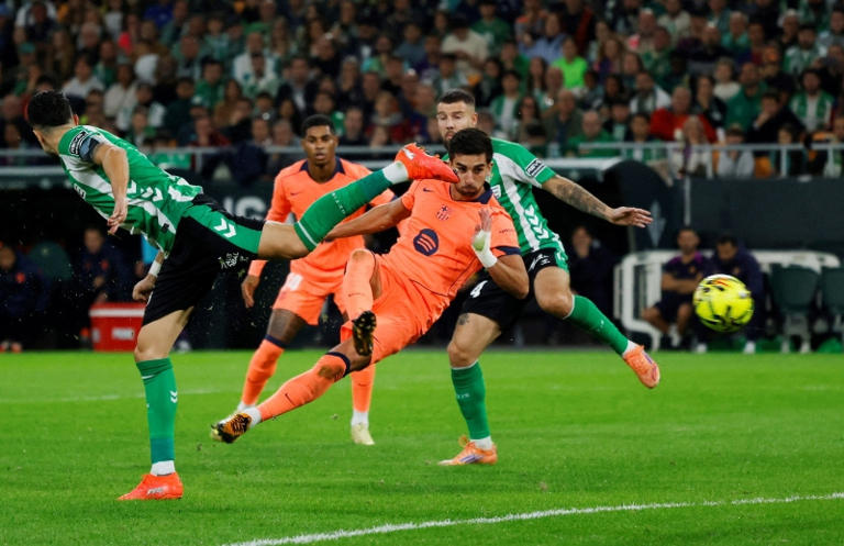 Torres' hat-trick powers Barcelona past Betis in La Liga