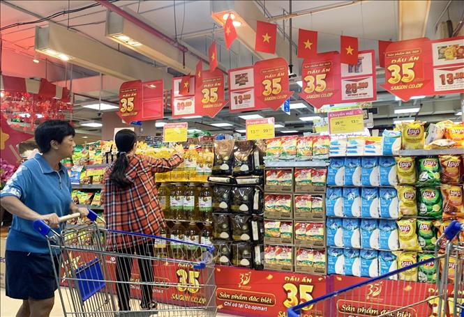 Vietnam's CPI inches up nearly 4 pct in first 4 months