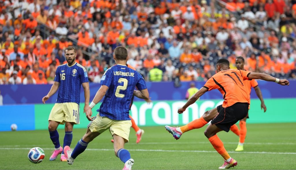 Netherlands thrashes Sweden to lead Group F at FIFA World Cup