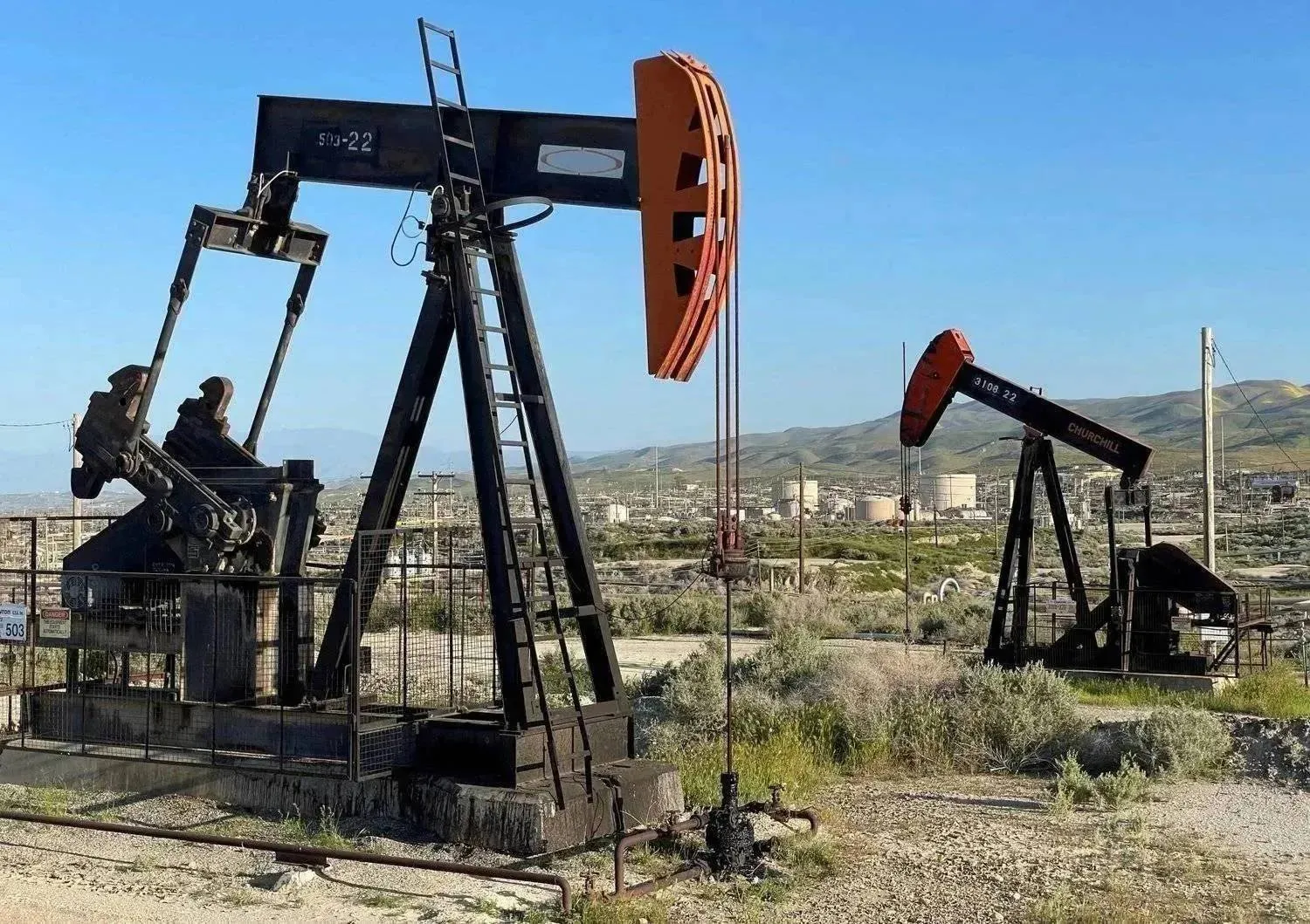 Oil Rises on Renewed US-Iran Hostilities and Threat of Red Sea Closure