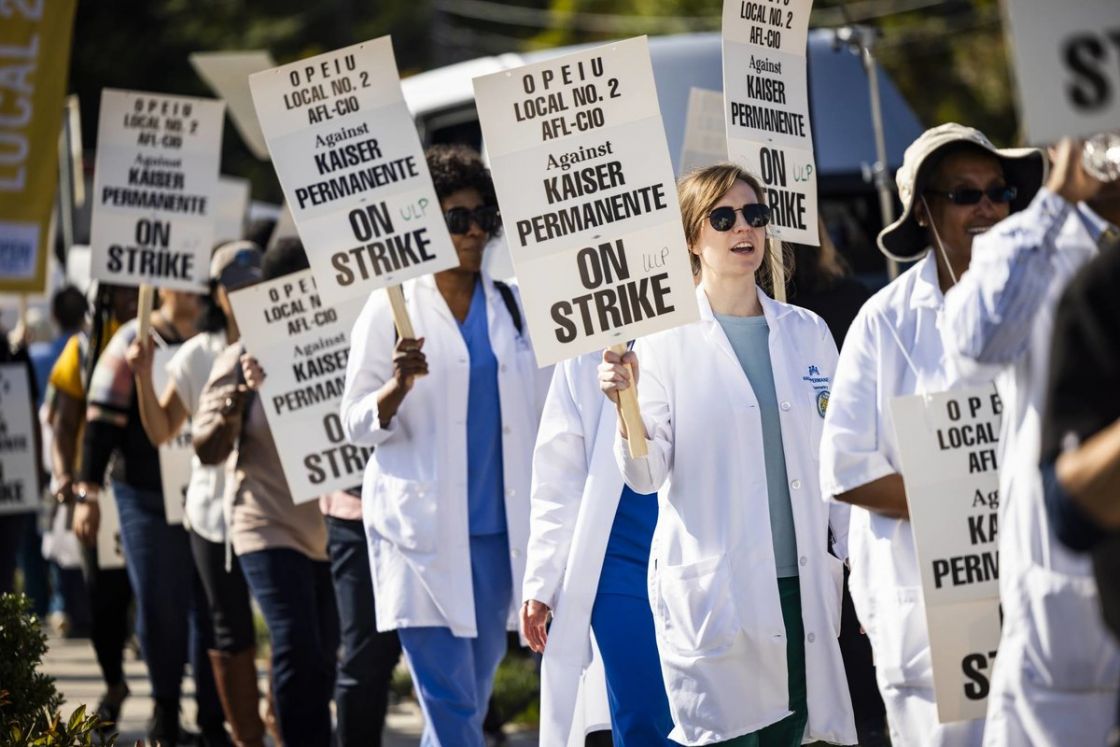 Over 30,000 healthcare workers strike in California, U.S.
