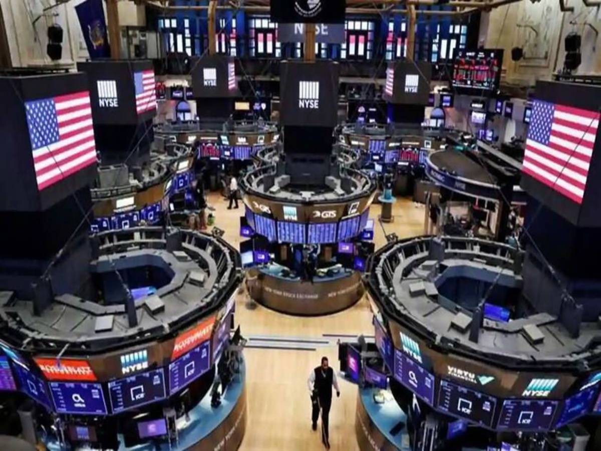 US Stocks Close Sharply Higher