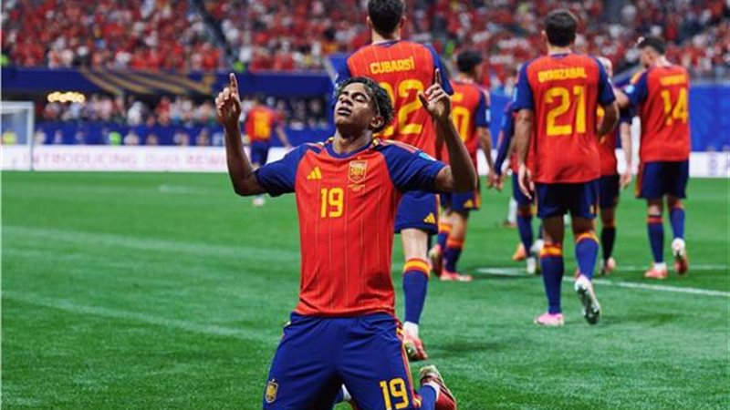 Yamal causes chaos for our rivals, says Spain striker Oyarzabal