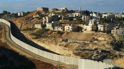 Israel approves project to build settlements in the West Bank