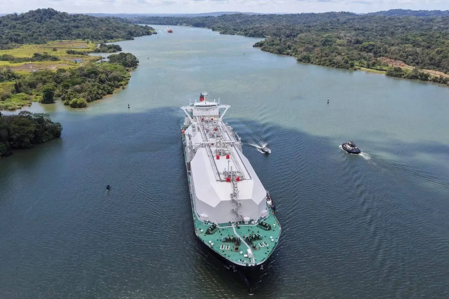 Middle East Buyers Interested in LNG Cargoes from Canada, Pacific Energy Says