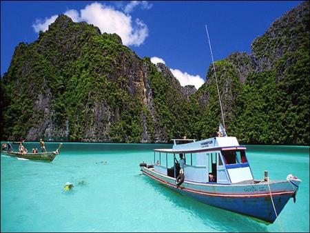 Speedboat crash near Thailand's Phi Phi Islands leaves multiple injured