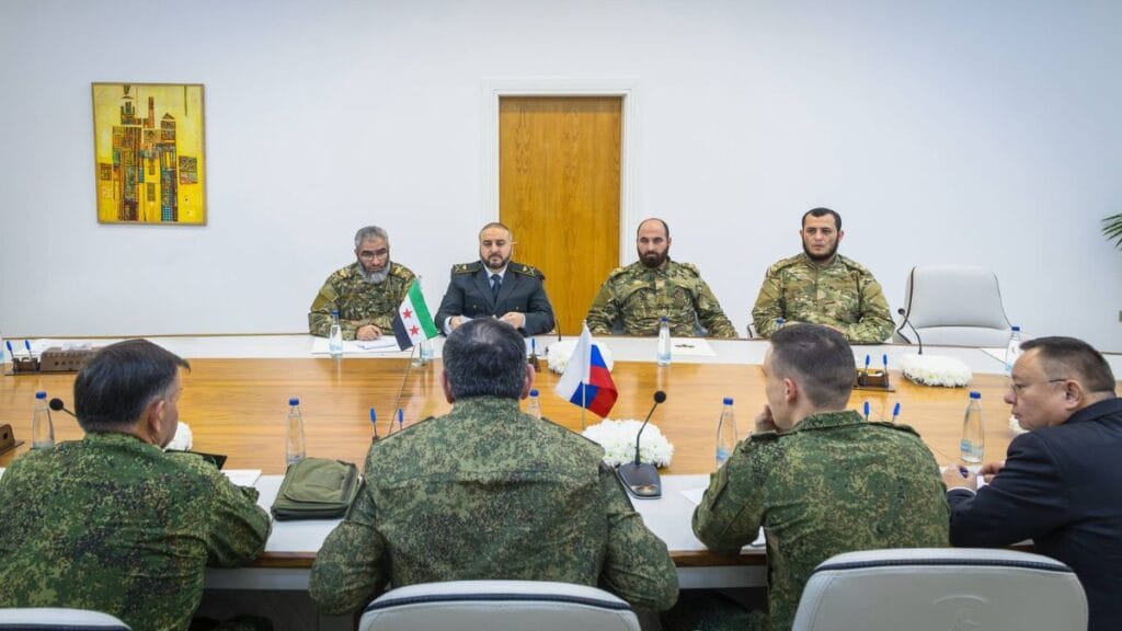 Syrian, Russian joint delegation tour military sites in S. Syria