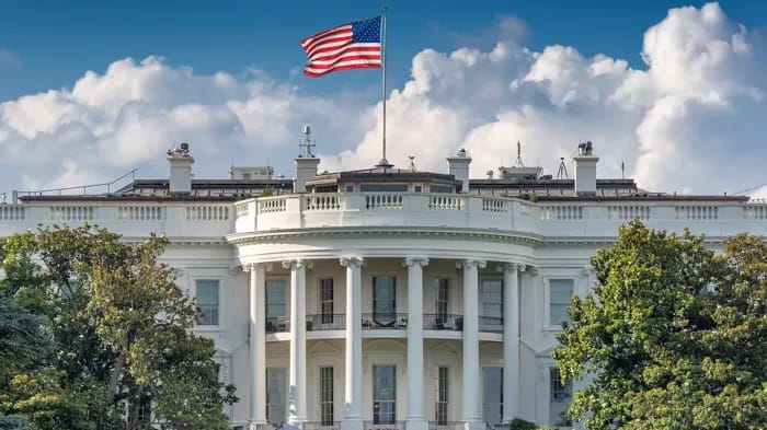 White House orders U.S. military to focus on "quarantine" of Venezuelan oil: media